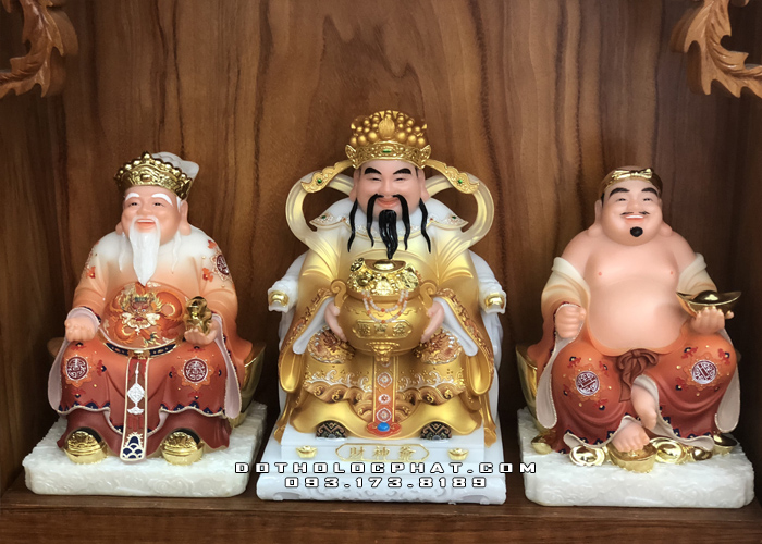 Top 3 bàn thờ Thần Tài có 3 ông đẹp và phong thủy tốt nhất