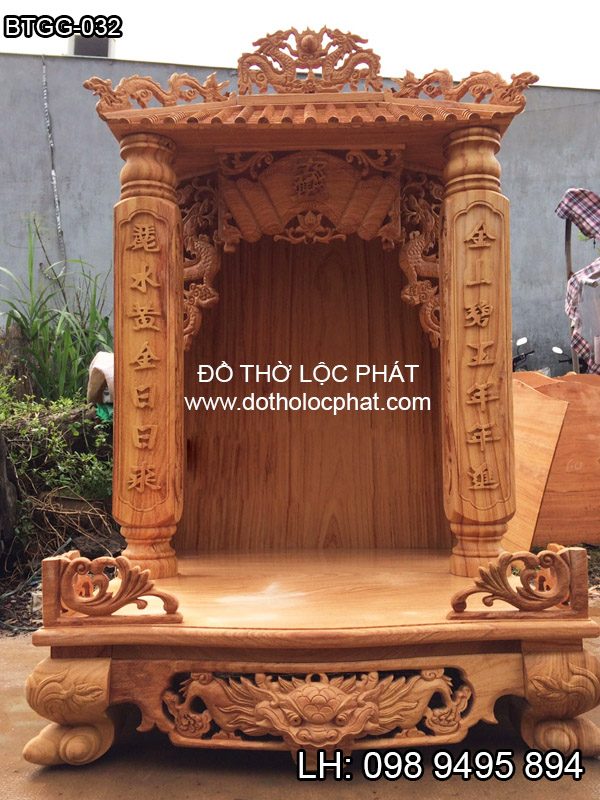 Bàn thờ Thần Tài Mái Chùa Cột Khắc Chữ Vip - BTGG-032 - LỘC PHÁT ...