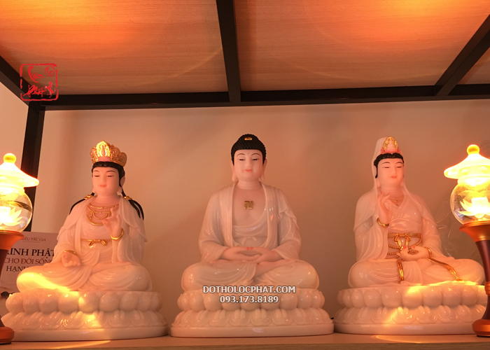 Bàn thờ Phật Tam cấp - Hãy đến chiêm ngưỡng bàn thờ Phật Tam cấp mới nhất năm 2024 với thiết kế hiện đại và độc đáo. Cùng tìm hiểu về ý nghĩa của ba vị Phật và tỏ lòng thành kính với những điều tốt đẹp nhất của cuộc sống.