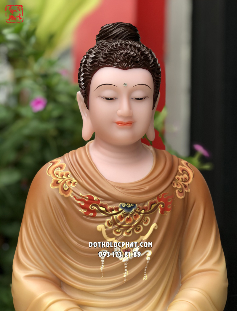 Tượng Phật Thích Ca tĩnh tâm ngồi bệ đá màu khoáng đẹp