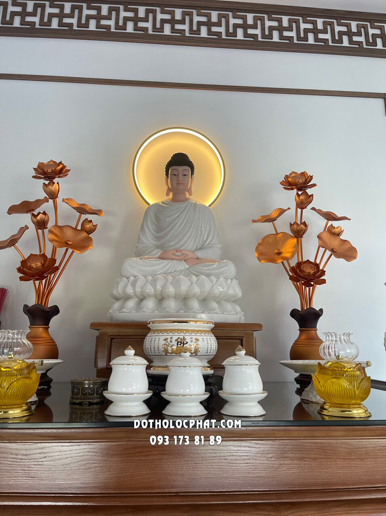 Nên thờ Vị Phật Nào Trong Nhà Và Cách An Vị Phật Tại Gia